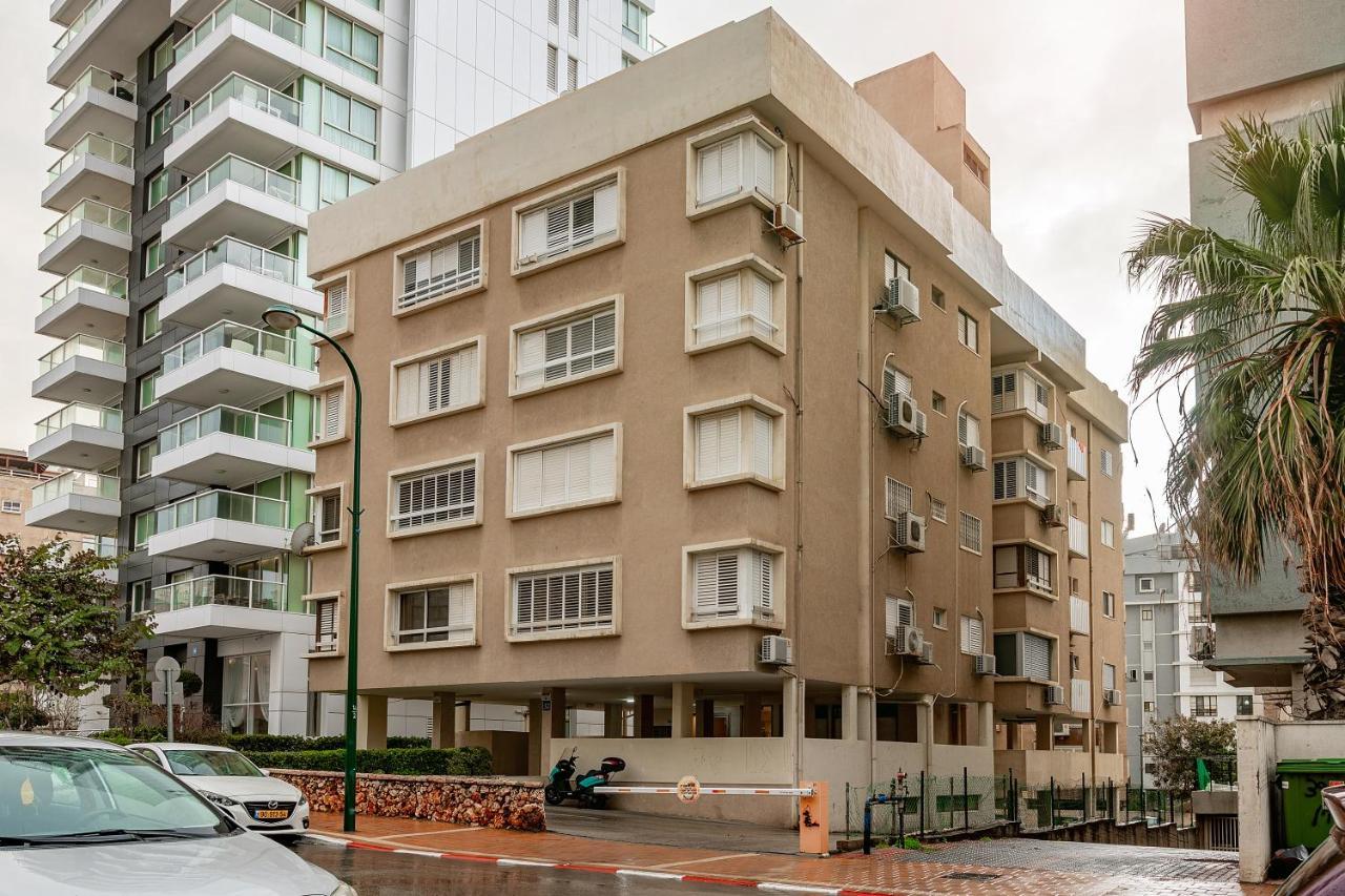 נתניה City Center Family Relax Apartment מראה חיצוני תמונה